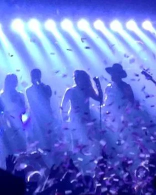 Live concert by Eliza McLamb