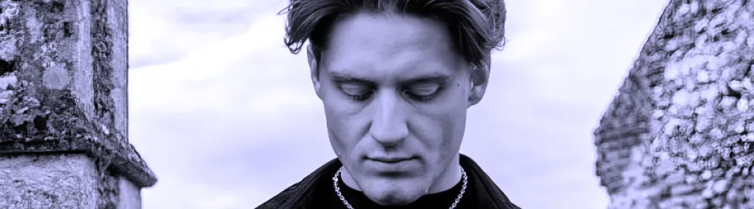 Aaron Hibell