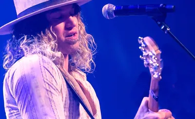 Casey James