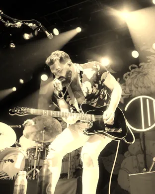 Live concert by Magic City Hippies