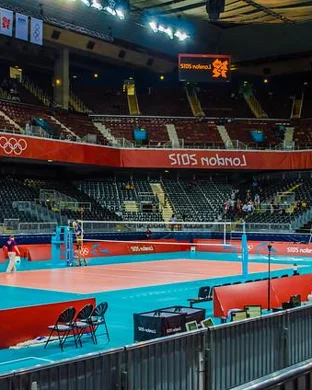 DOUGLAS ELLIMAN CLASSIC